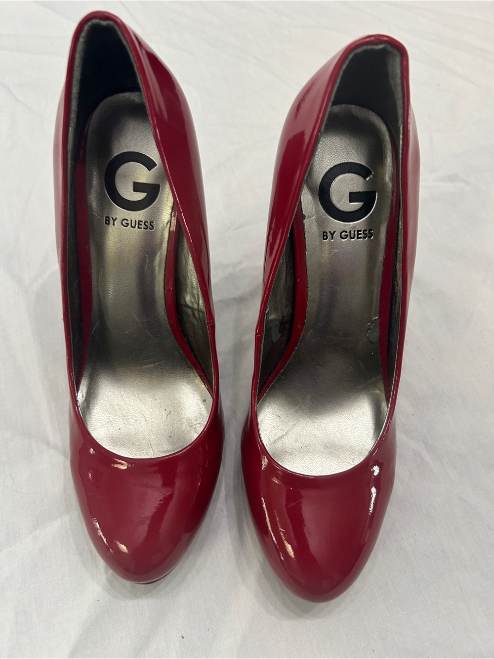 Women’s G by Guess Cherry Red Stiletto Heels Round Toe Party Pumps Size 8